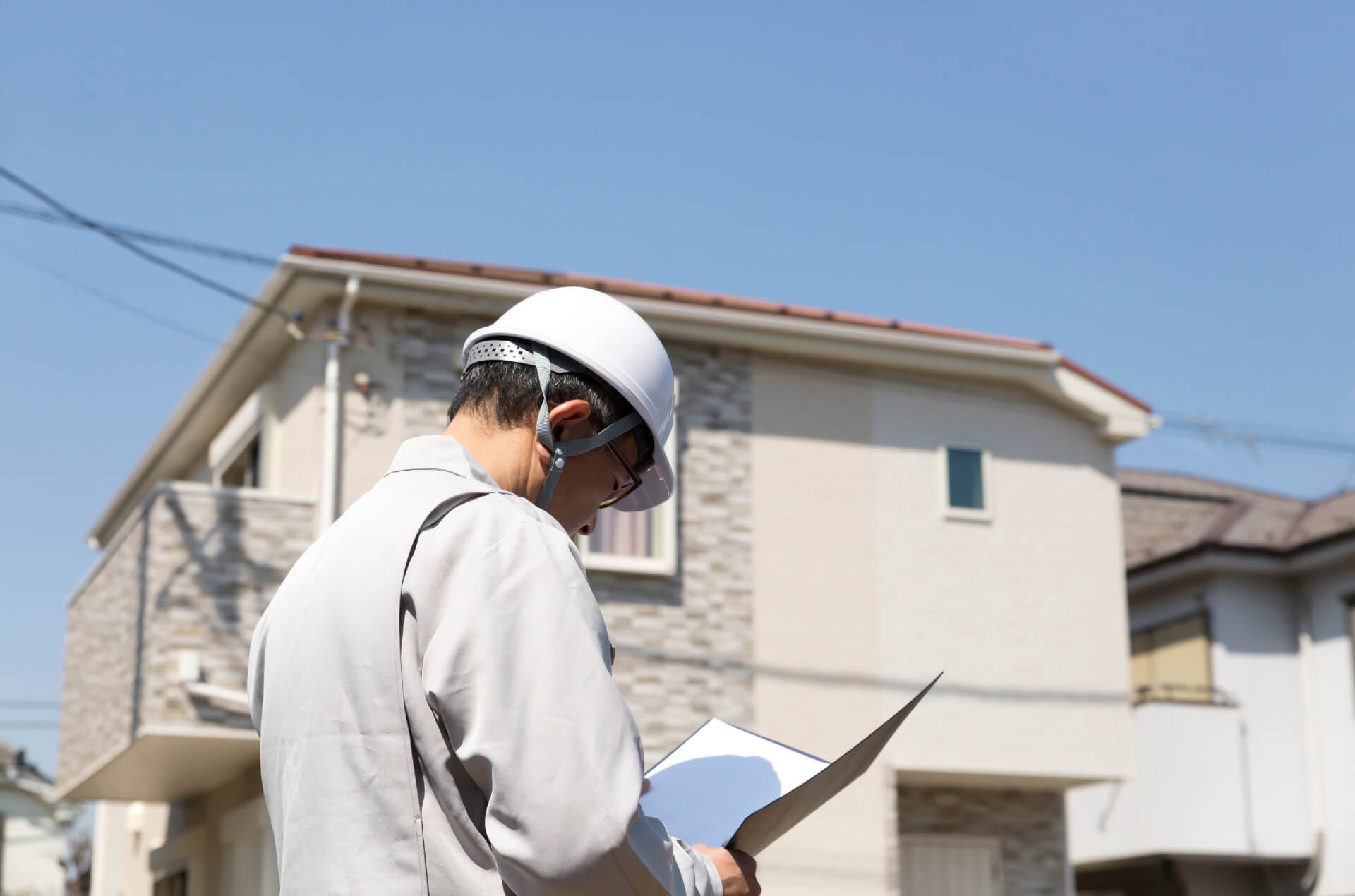 調査中スタッフ